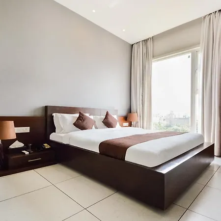 Palette - Solitaire Grand 3* Sirsa